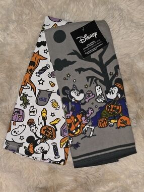 Disney Halloween Mickey & Minnie Kitchen Towels Set Of 2
